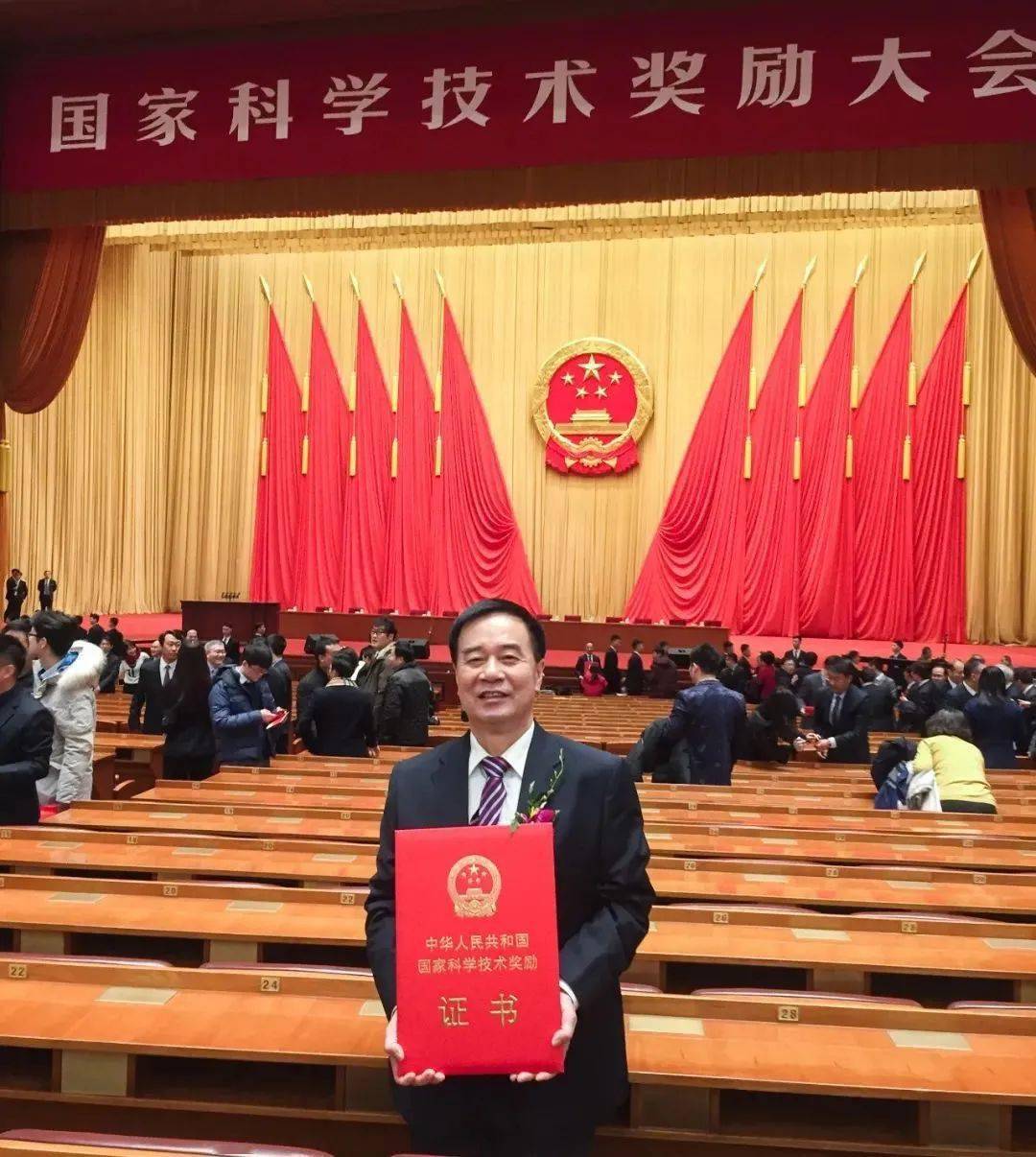 连云港中复神鹰董事长教授级高工张国良让国产碳纤维立足世界舞台