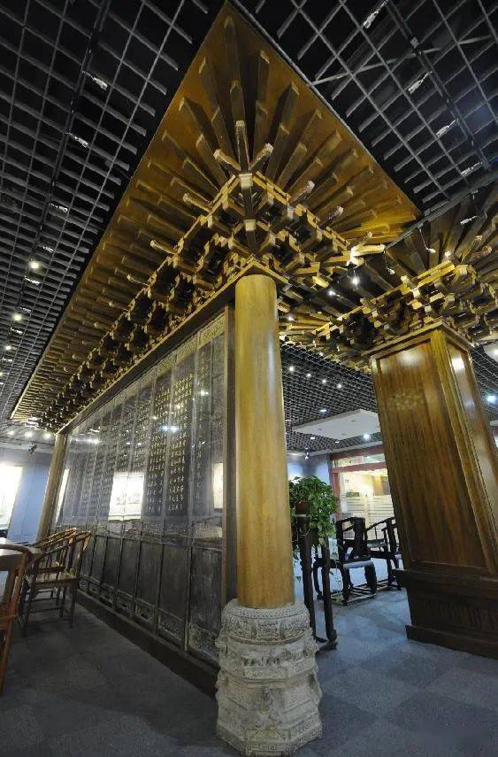 云赏亮宝楼丨云谲波诡繁复华丽的匠心智慧斗拱