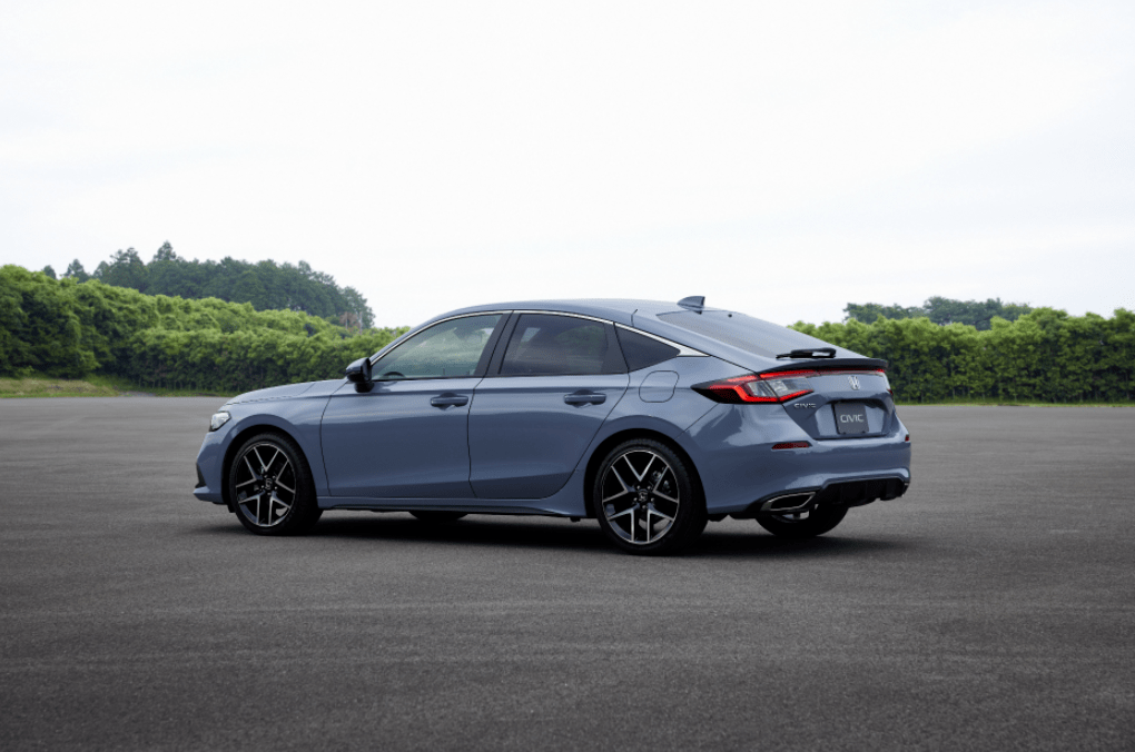 新一代本田思域两箱版来了激进溜背样式继续秒天秒地秒空气