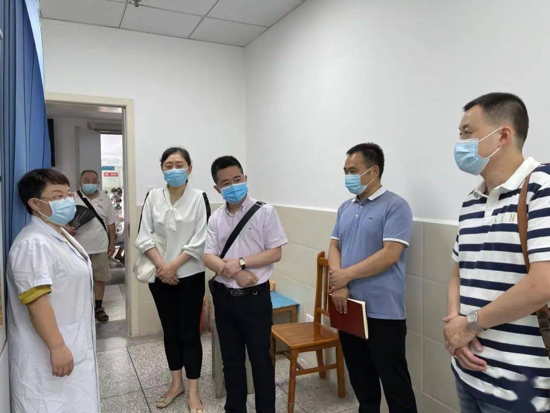 成都市第二人民医院刘艳副主任医师,大邑县第二人民医院姜永林
