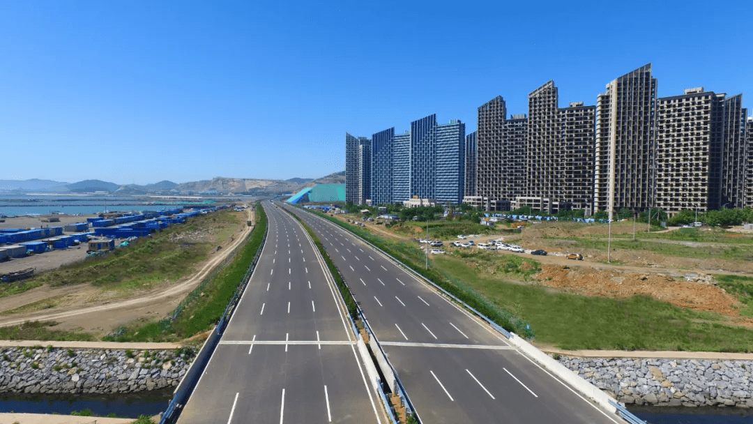 渤海大道金州滨海路以南至甘井子后盐段建成通车_大连市