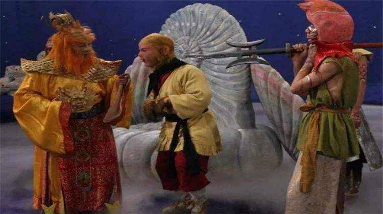 青狮精也曾大闹天宫也与孙悟空实力相当能否从东海取走金箍棒