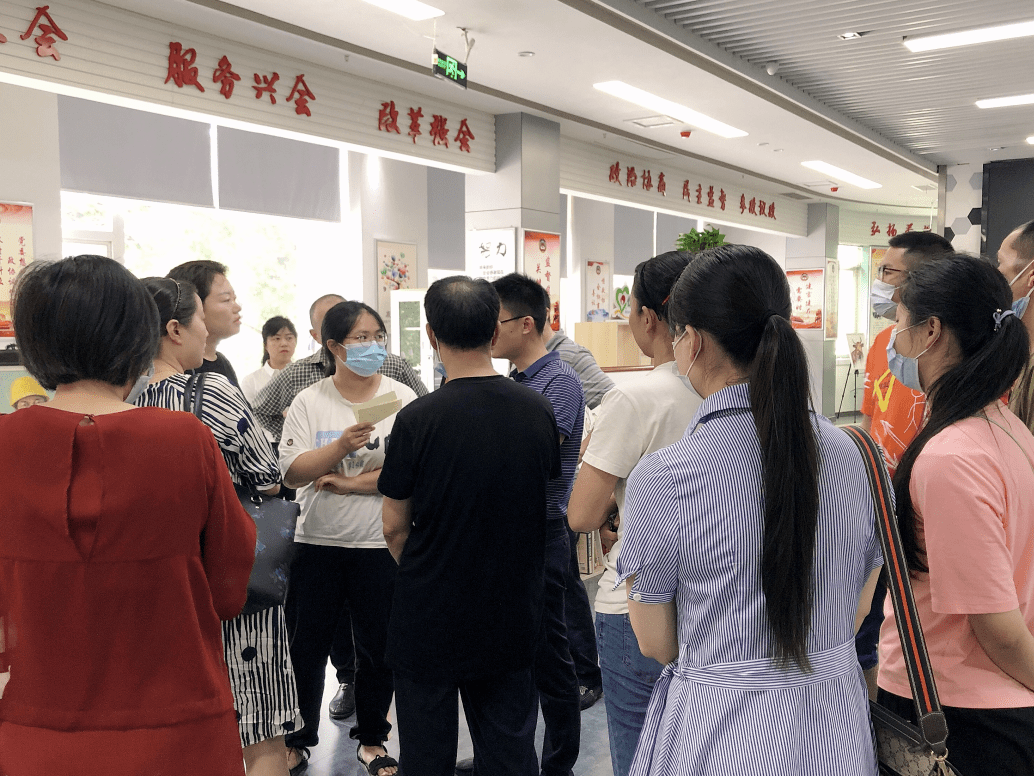 学党史办实事 资阳团市委,市青联开展高考志愿填报分享会