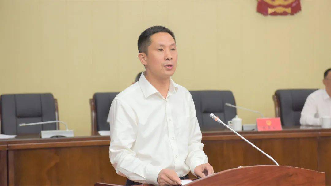 决定任命吴永忠为福清市人民政府副市长,代理福清市人