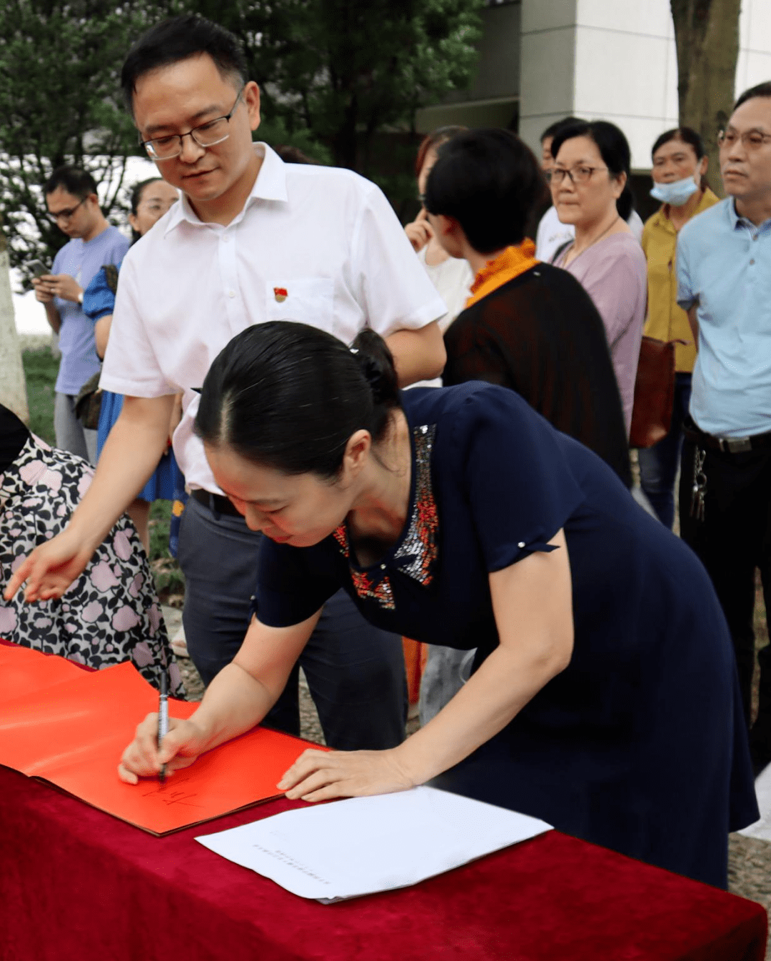 傲骨忠魂61甬立潮头百年英烈展开幕式暨林勃烈士展陈发布活动成功