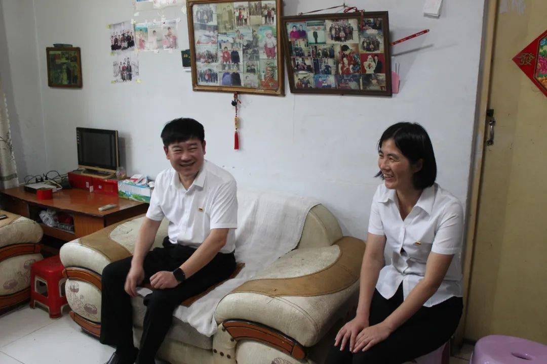 德州市副市长李佳芮来我镇开展"七一"走访慰问暨党史专题教育宣讲活动