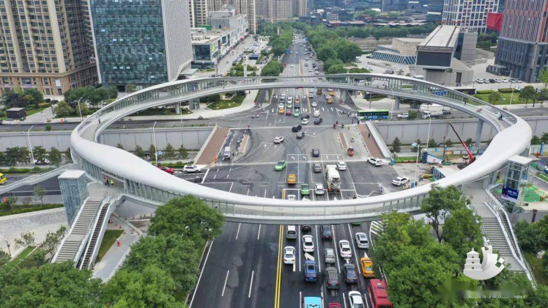 高颜值!西安最美环形天桥惊艳亮相