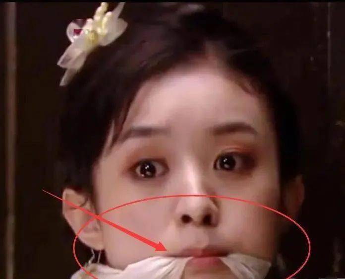 影视剧作品中有很多女主角被"绑架"的情节,最近鞠婧祎在《如意芳霏》