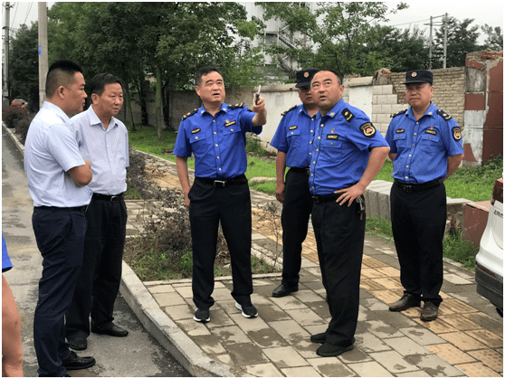 市城管局党组书记,局长,市委宣传部副部长,市文明办主任李品对市城管