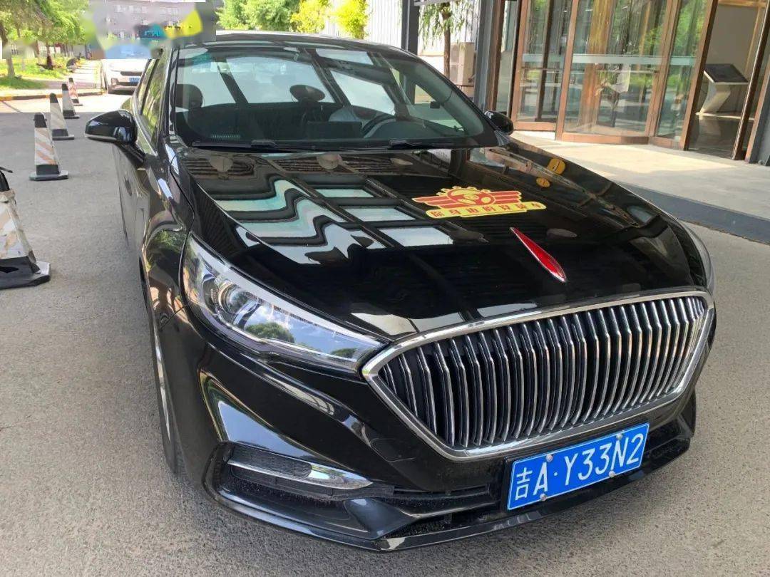 新力量如今在长春的街路上随时可见t3出行红旗h5轿车出门乘坐t3在长