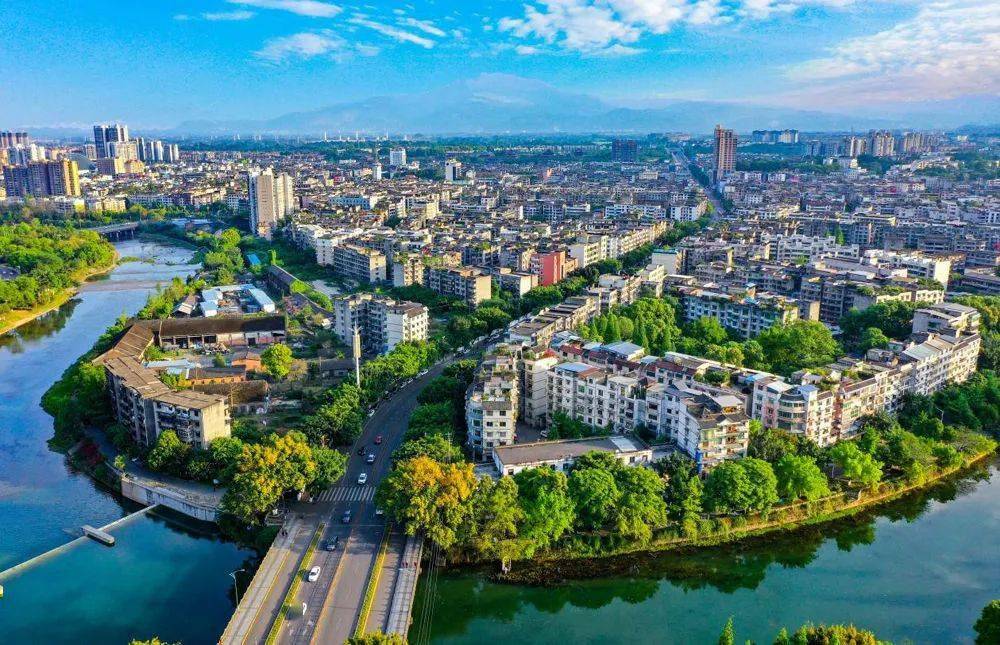 今日视点被新华社推广宣传峨眉山杠杠的