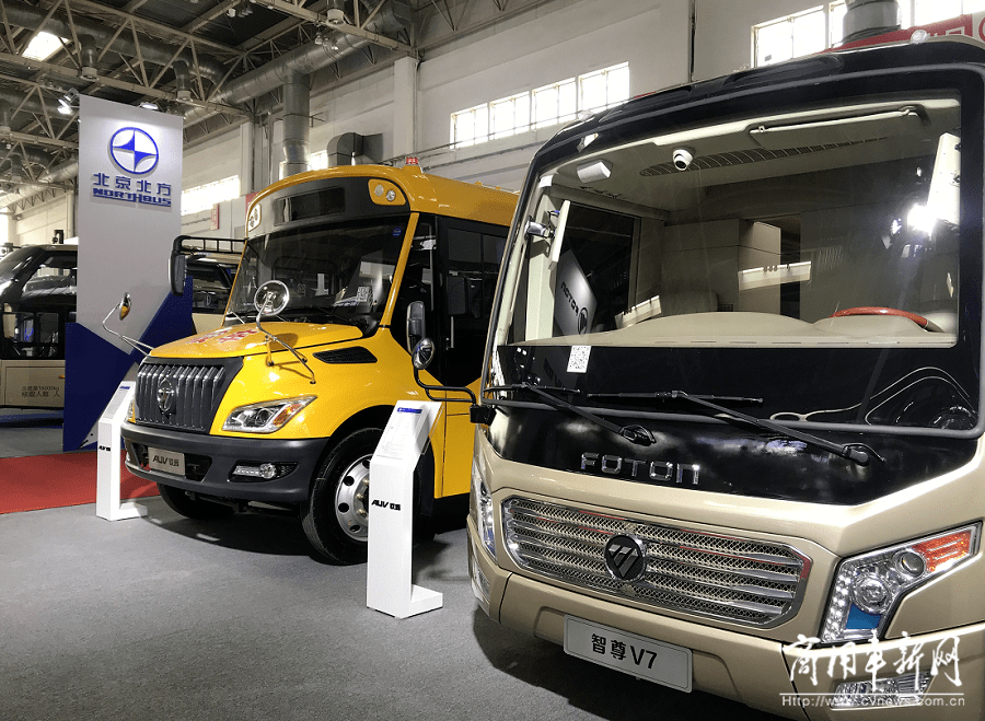 除了重磅发布的两款新车外,福田欧辉还带来旗下首款商务车型智尊v7