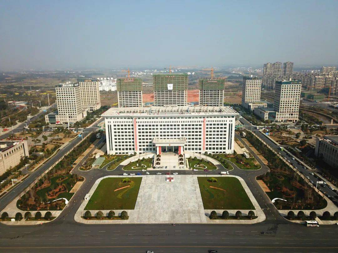 9亿,建设内容包括土建,装饰,市政园林,钢结构等,是高安市新型城镇化