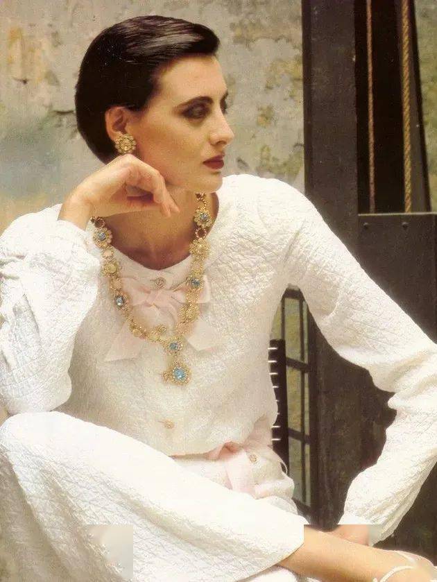 细节|白色，穿的就是气质！