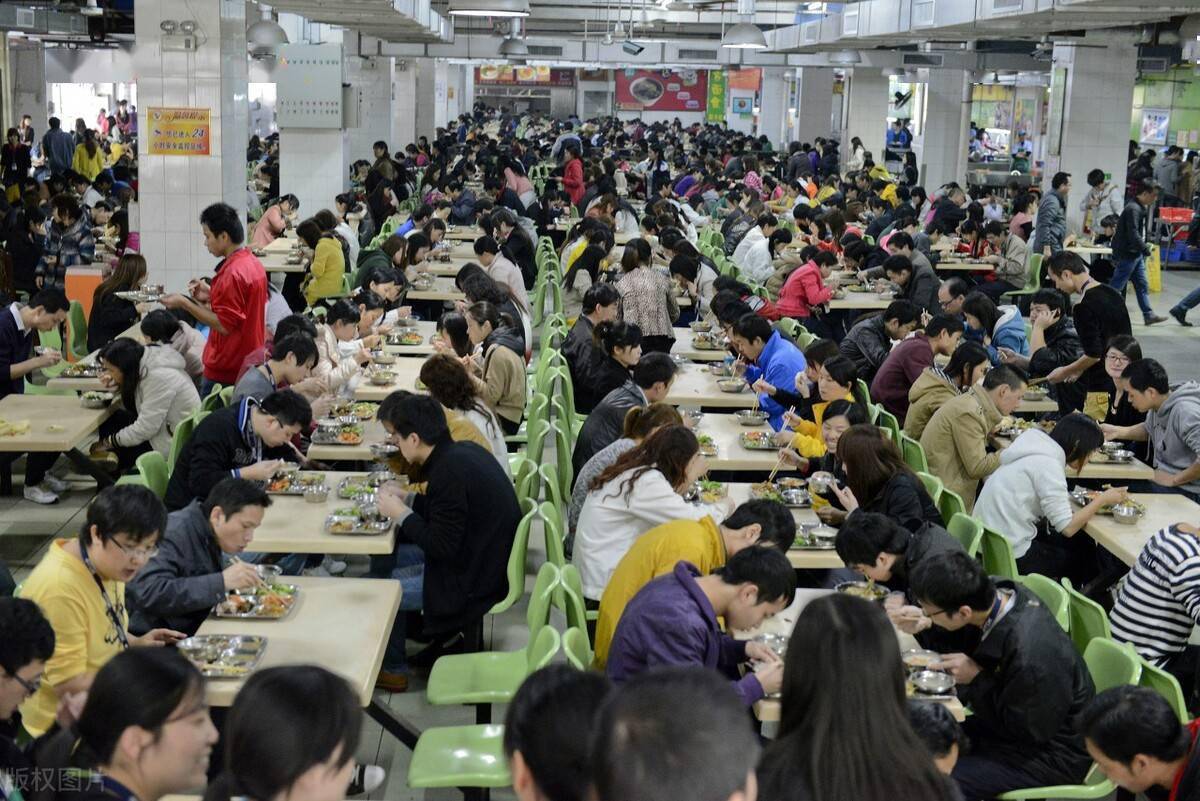 公司食堂饭菜难吃其实伤害性不大侮辱性极强