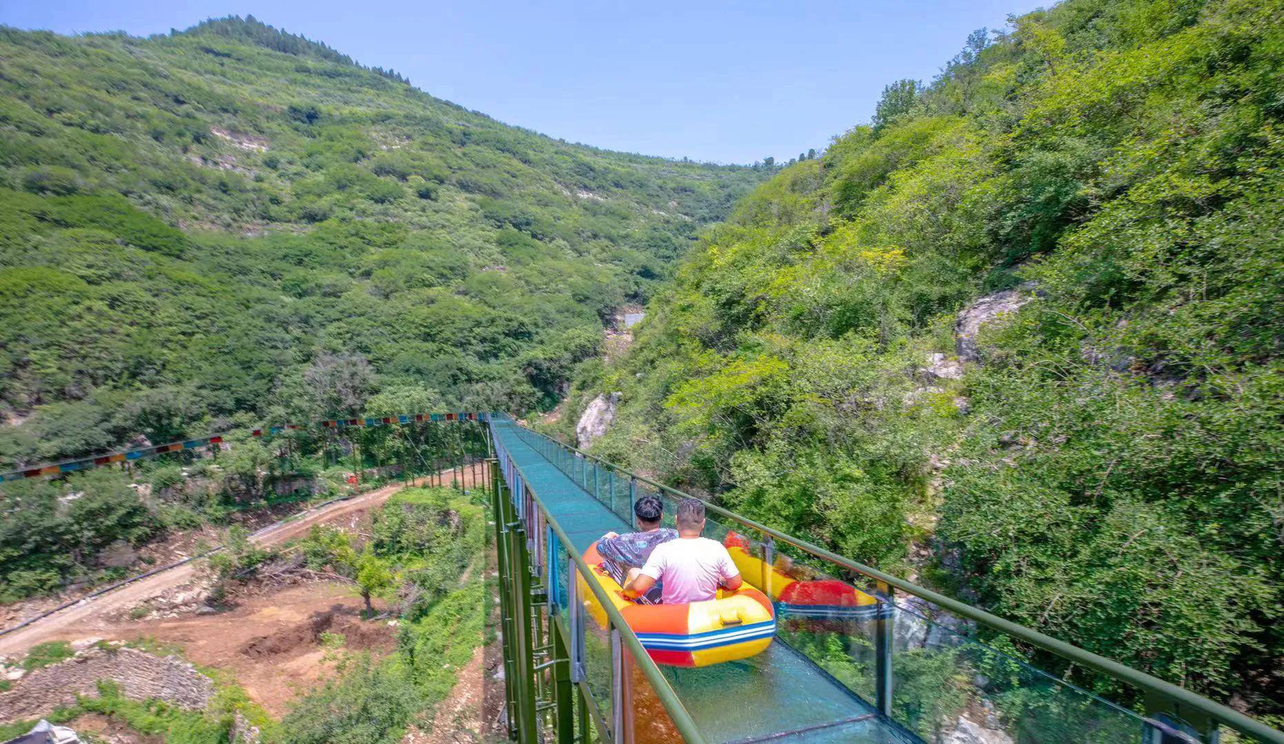 济南黄鹿泉情人谷高山泉水"第一漂"开漂啦