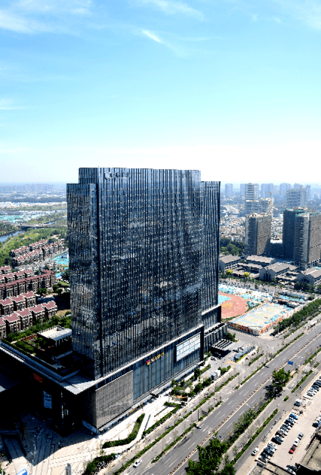 奠基石通州四块基石是东西南北四个方位,银地大厦是长时间从不同角度