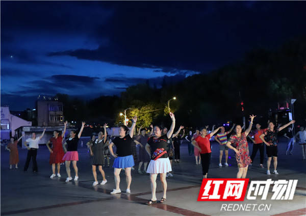 运动|武冈古城夜生活，活出全民运动健康新理念