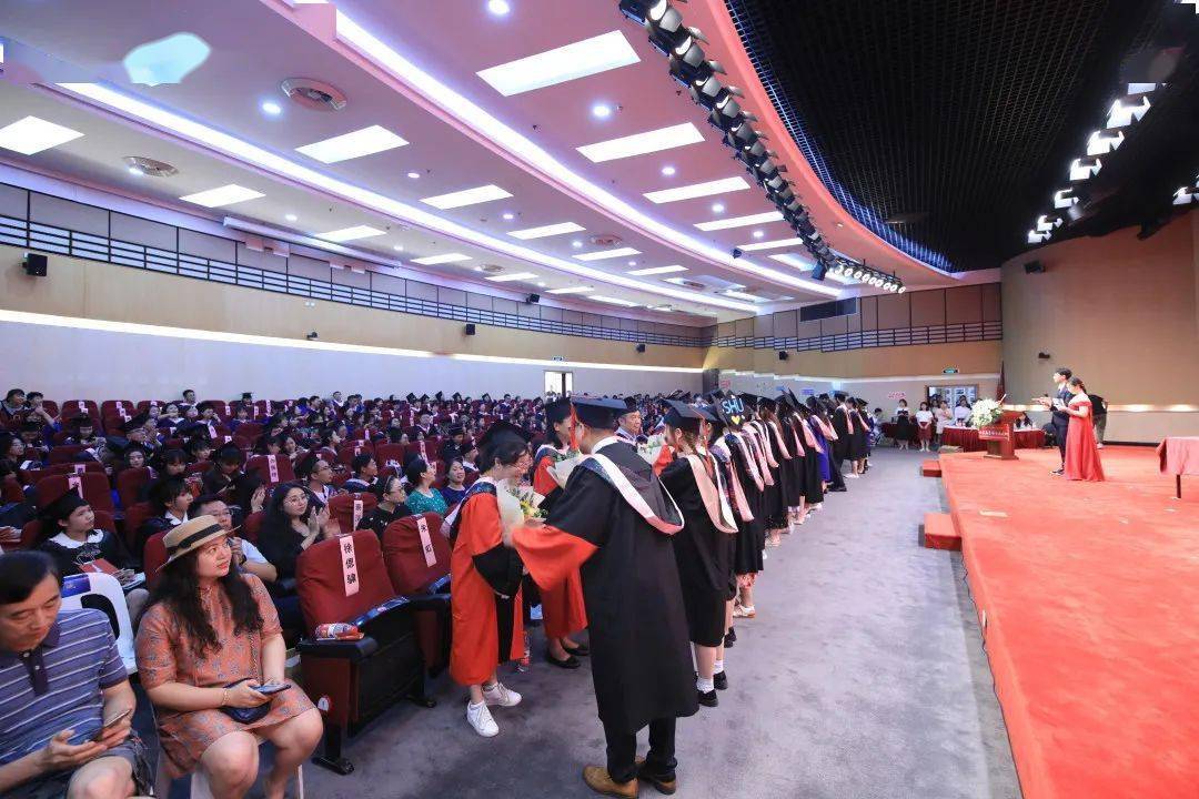 以文为翼·青春远翔