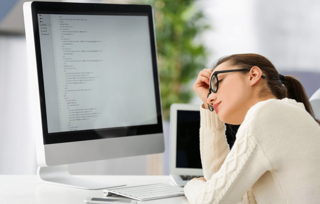 双语阅读:极度厌倦工作怎么办?(1)_at