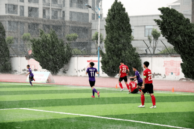 怎么进入学校足球场 2a5f903094c4471fa1b2dfb7f184ba7e.png
