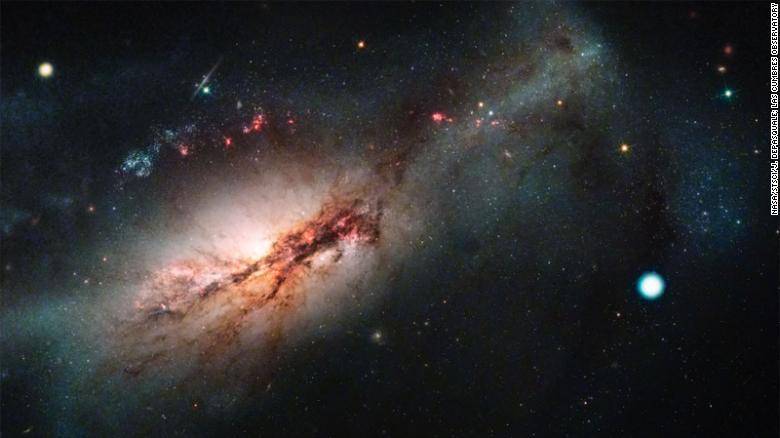 恒星|一个月过去了，为人类带来无数惊喜的哈勃望远镜还没“醒来”