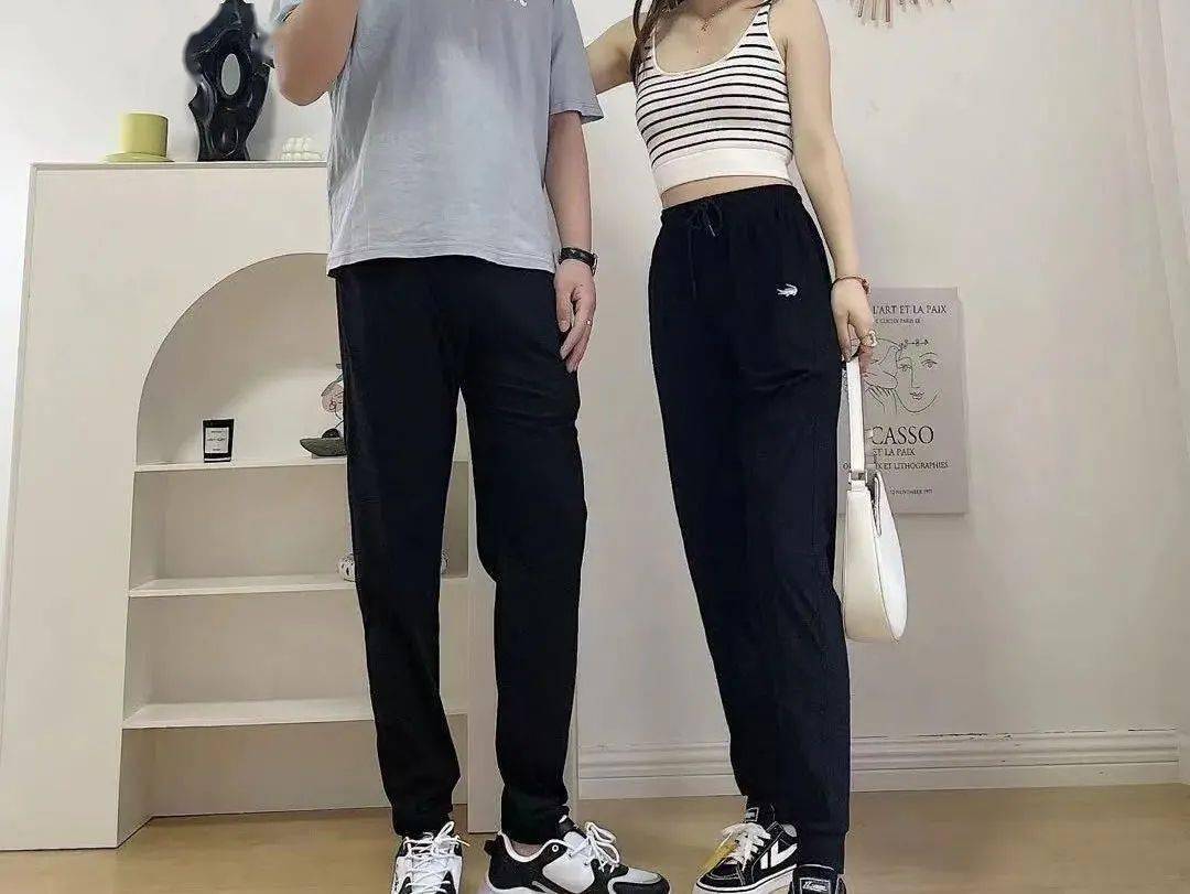 设计|谁说夏天穿长裤会“热”,试试这条冰丝空调裤吧