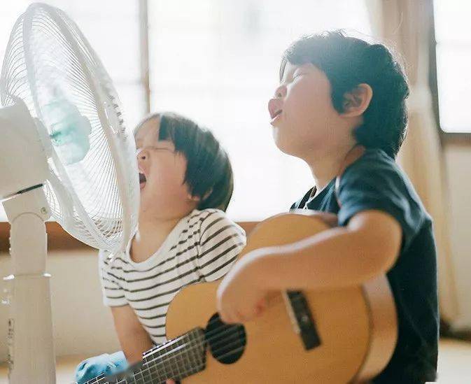 幸福的家庭有哪些共同点 23b1a006578944518a09a17aefa4e887.jpeg