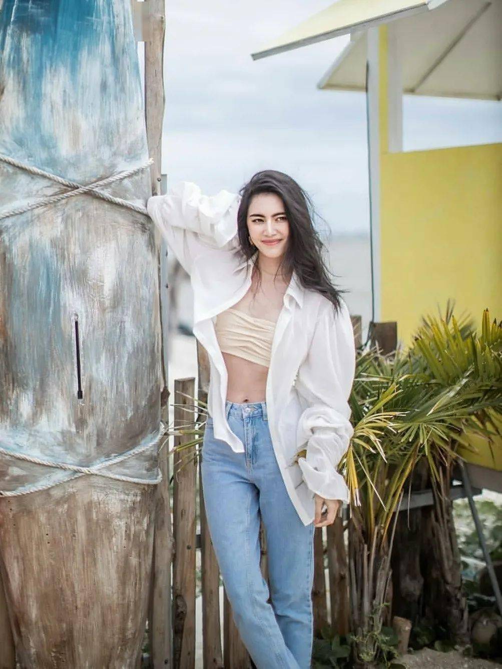 上衣|泰式美人Mai的夏日穿搭，你确定不想学？