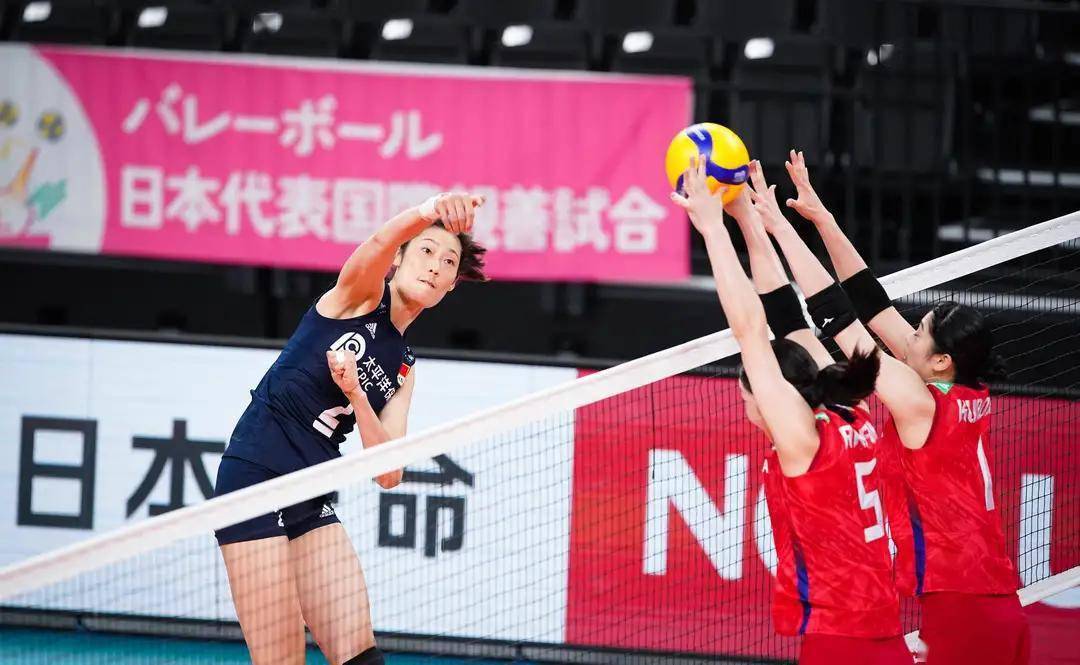 亚锦赛排名_中国女排亚锦赛图片
