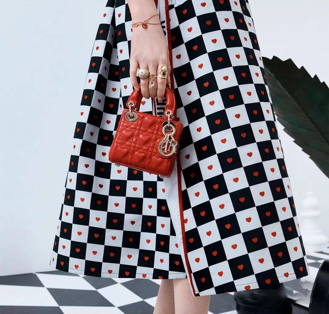 系列|推广|| 我最喜欢的一条裙子，必须有它！