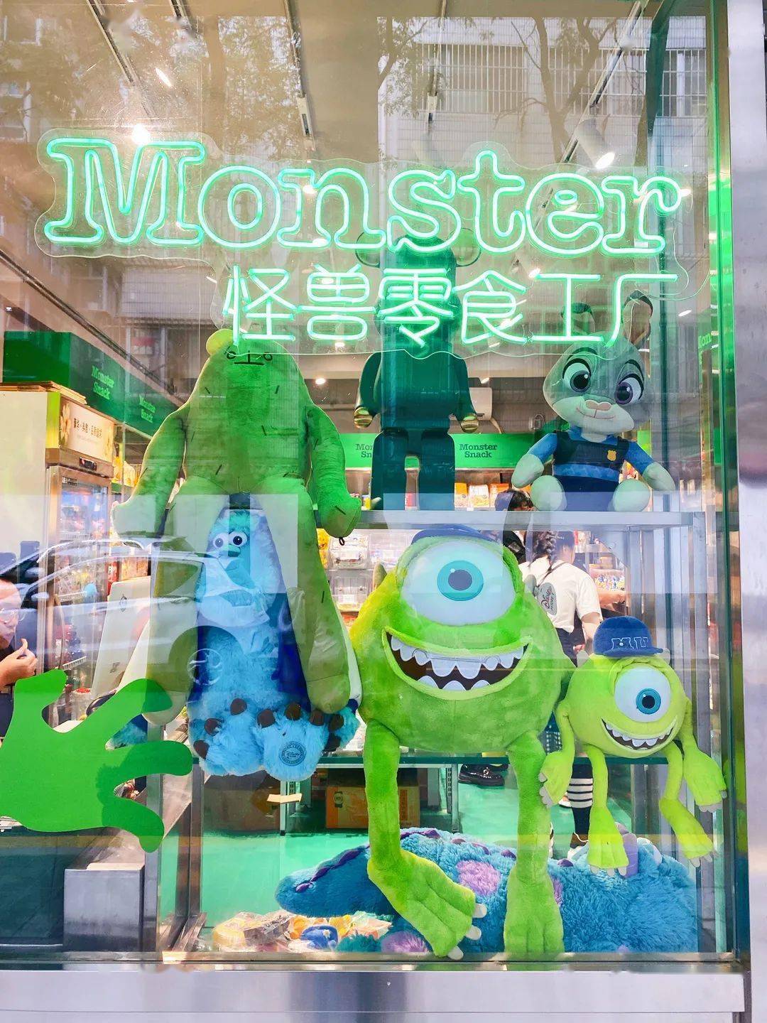 饮品|不藏了!收下这份《西安宝藏零食店打卡指南》,轻松实现零食自由!