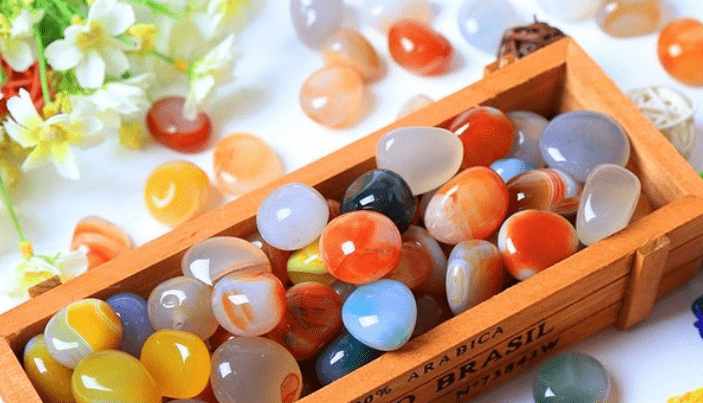 二氧化硅热凝胶,五光十色俏.石英玉髓蛋白石,燧石和玛瑙.