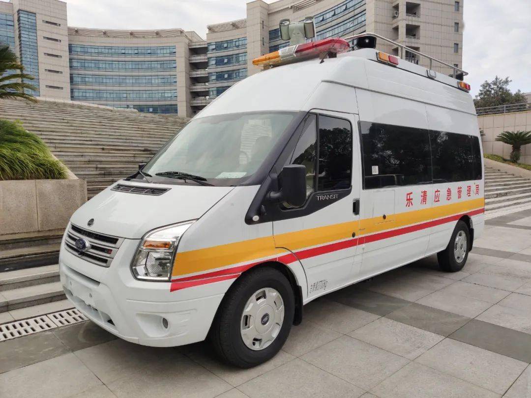 防汛应急指挥车.