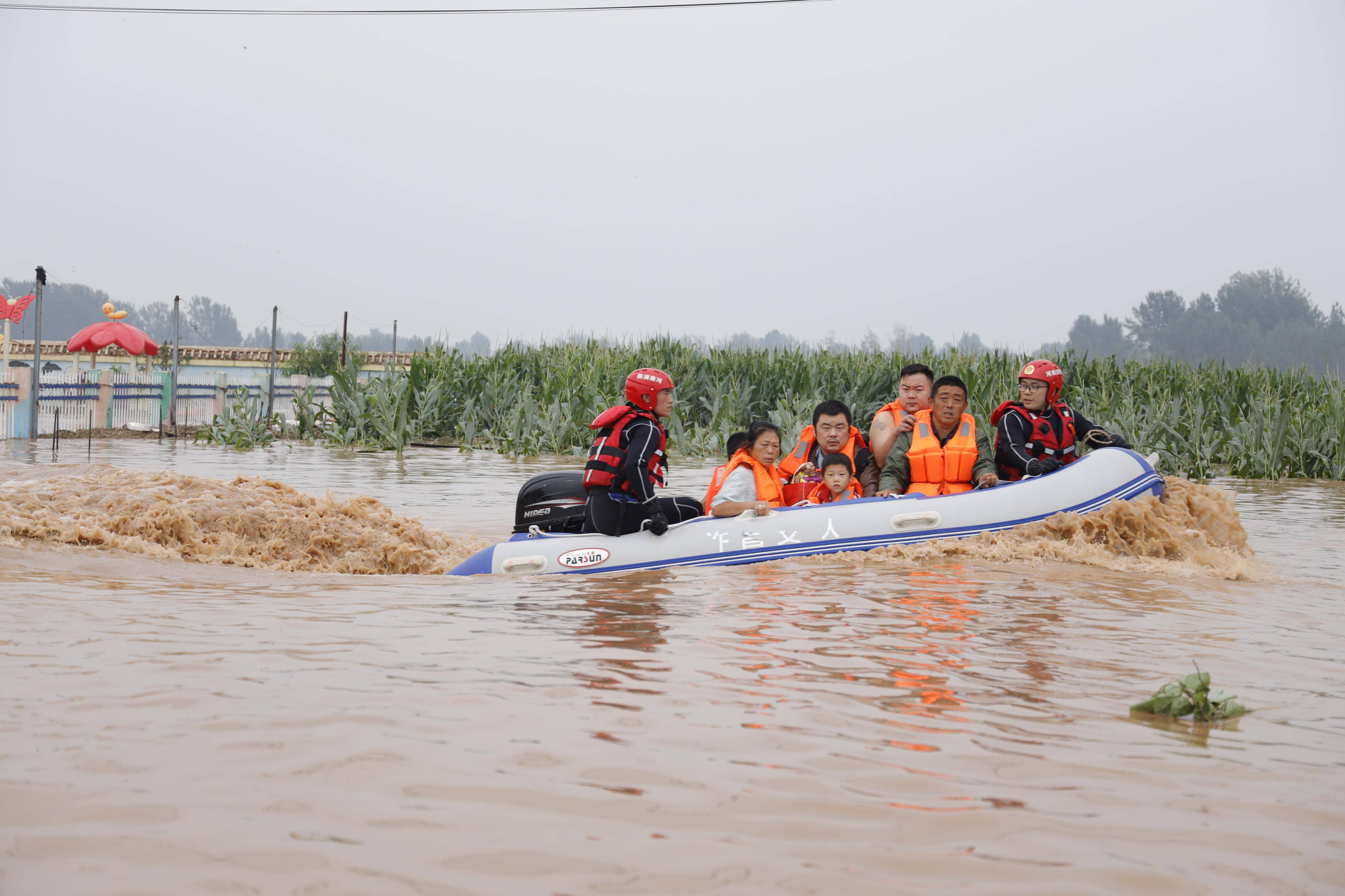 河南抗洪救灾图片高清图片