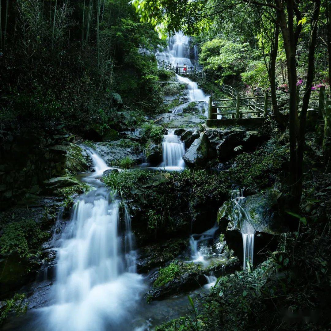 赤马湖滑雪童话湾里田园综合体苏故风景区—end—安全第一,生命至上做