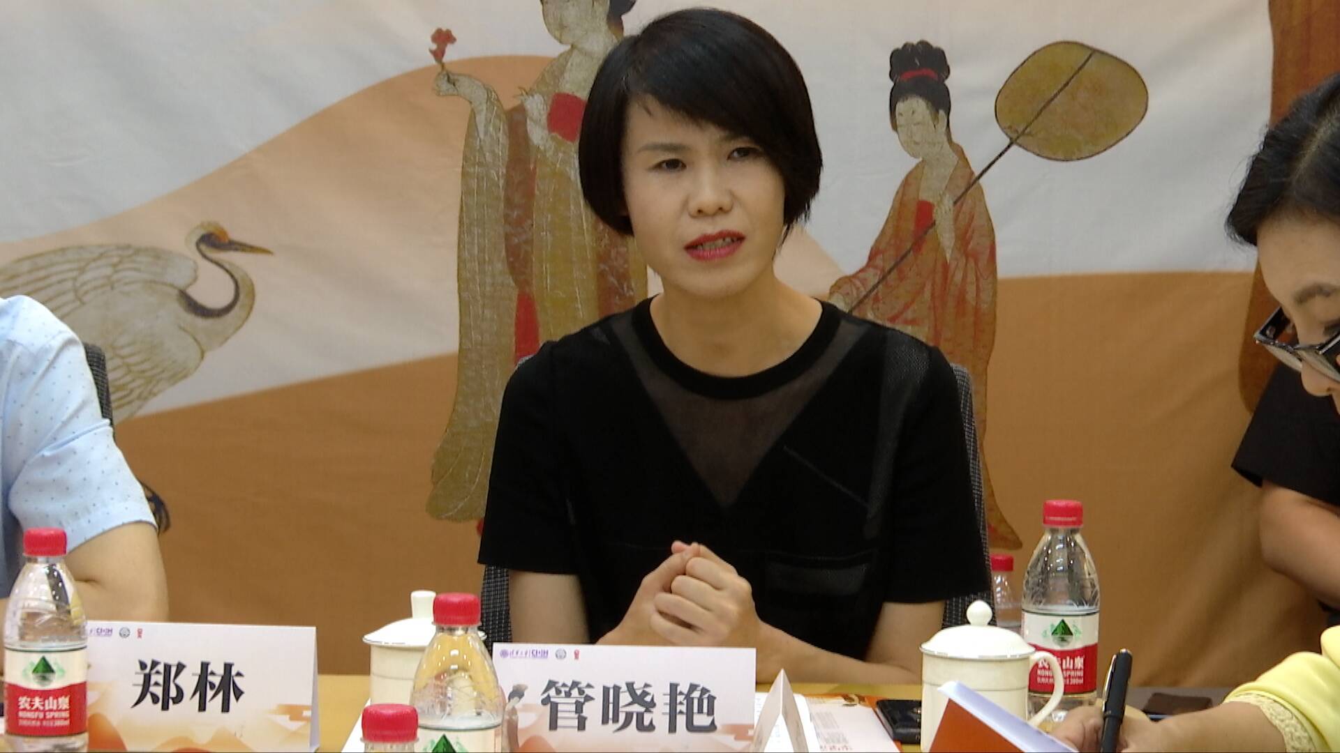 定义|“中国当代‘华服’定义与规范学术论证会”在清华大学举行
