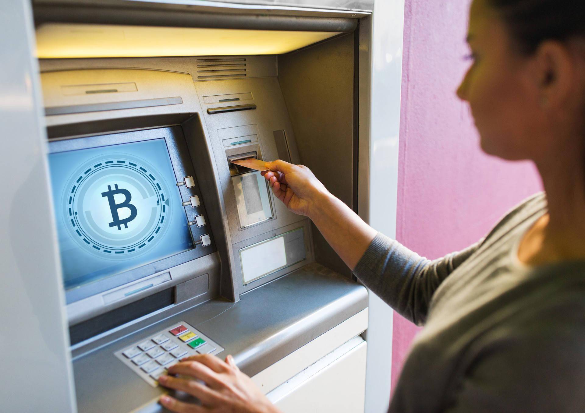 六大银行宣布暂免ATM同城 异地跨行取现手续费 25日起开始实施
