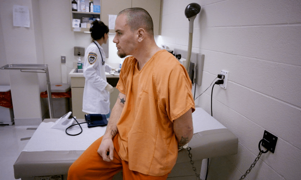 这家监狱花费千万美元,只为请囚犯进来