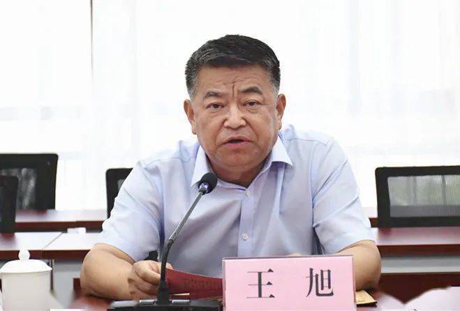 要闻张俊彪文学创作与文学馆资料片录制对话会召开