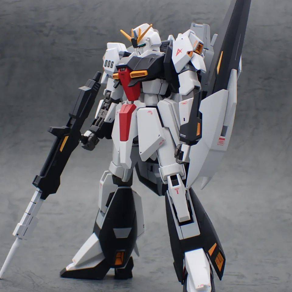 牛高达配色hg新生z高达这样换色也不错