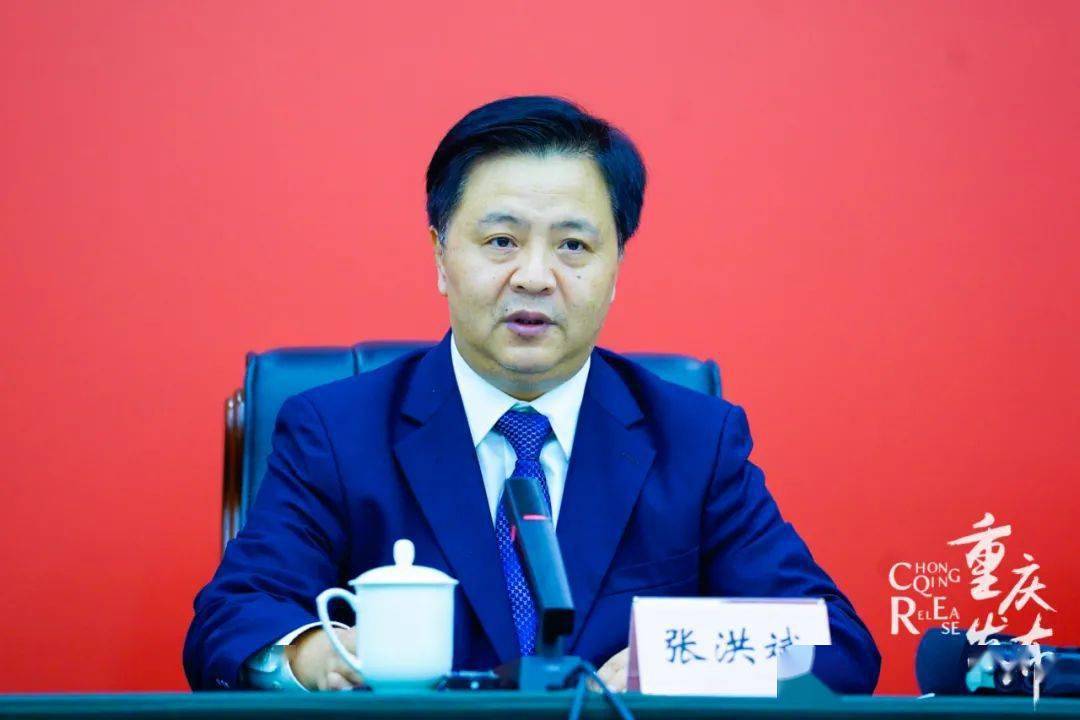 张洪斌介绍有关情况 吴汪洋 摄