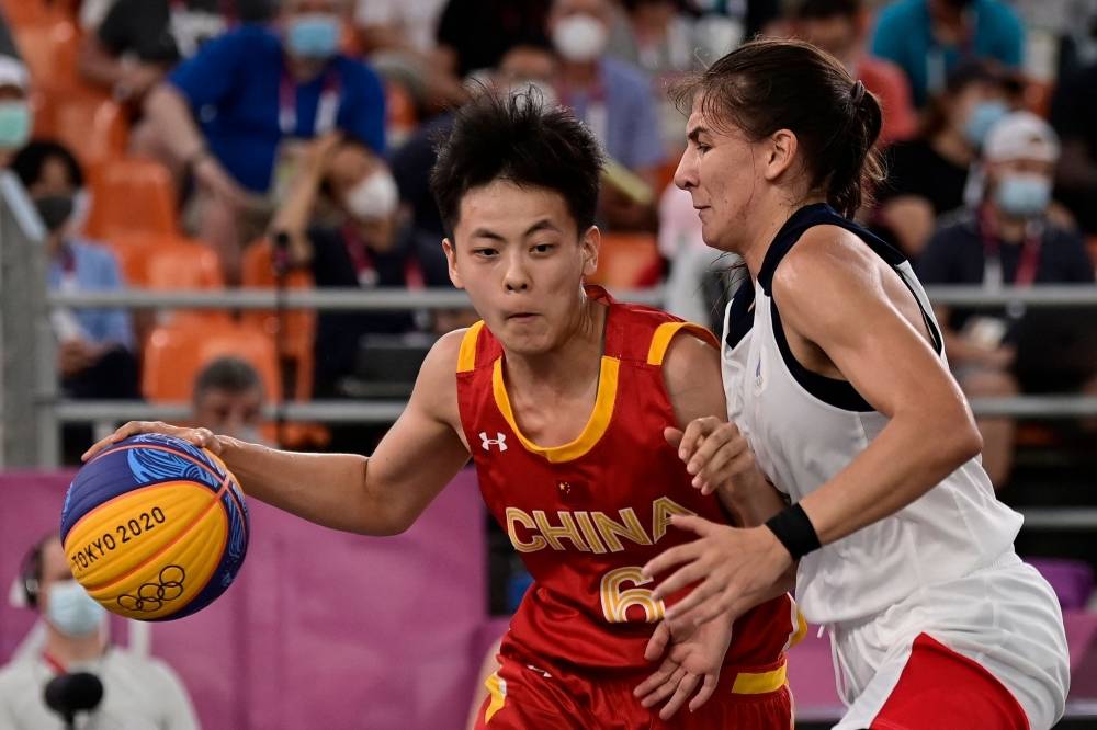 中国三人女篮夺奥运铜牌创造历史!