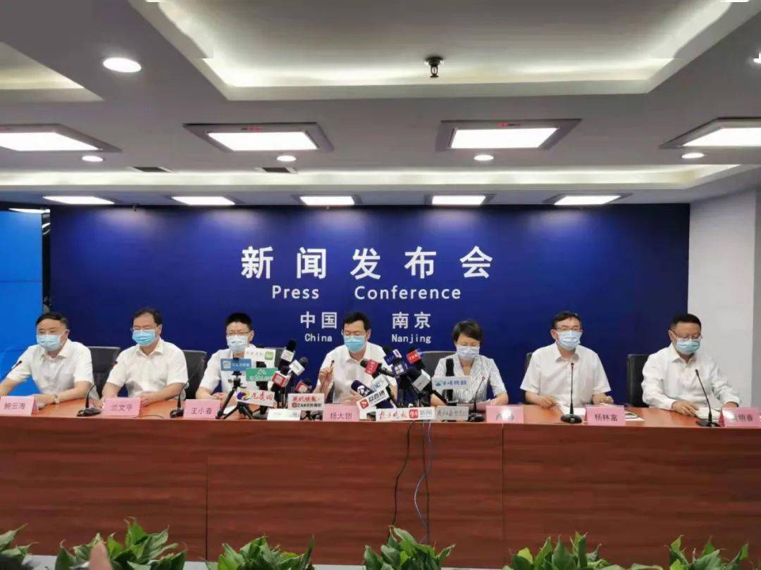 隔离|栖霞区通报两轮核酸检测结果，177家公共场所暂停营业