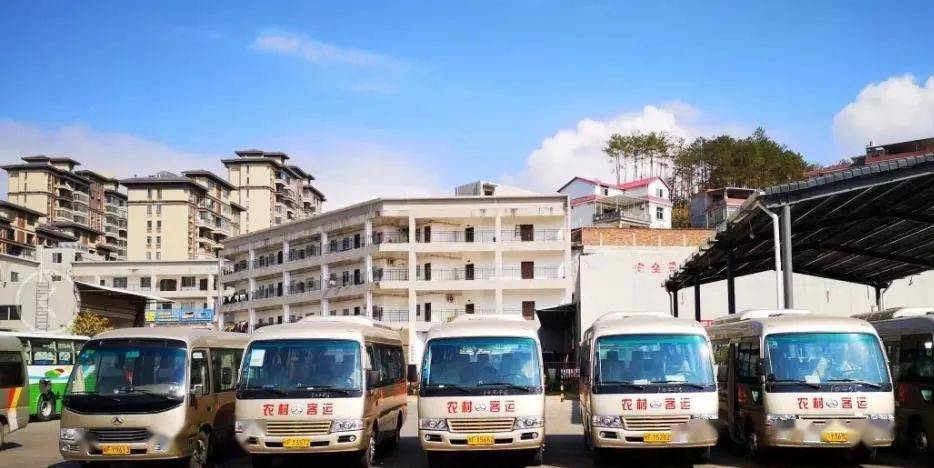 票价减半多点上下车龙岩城际公交车更便民了