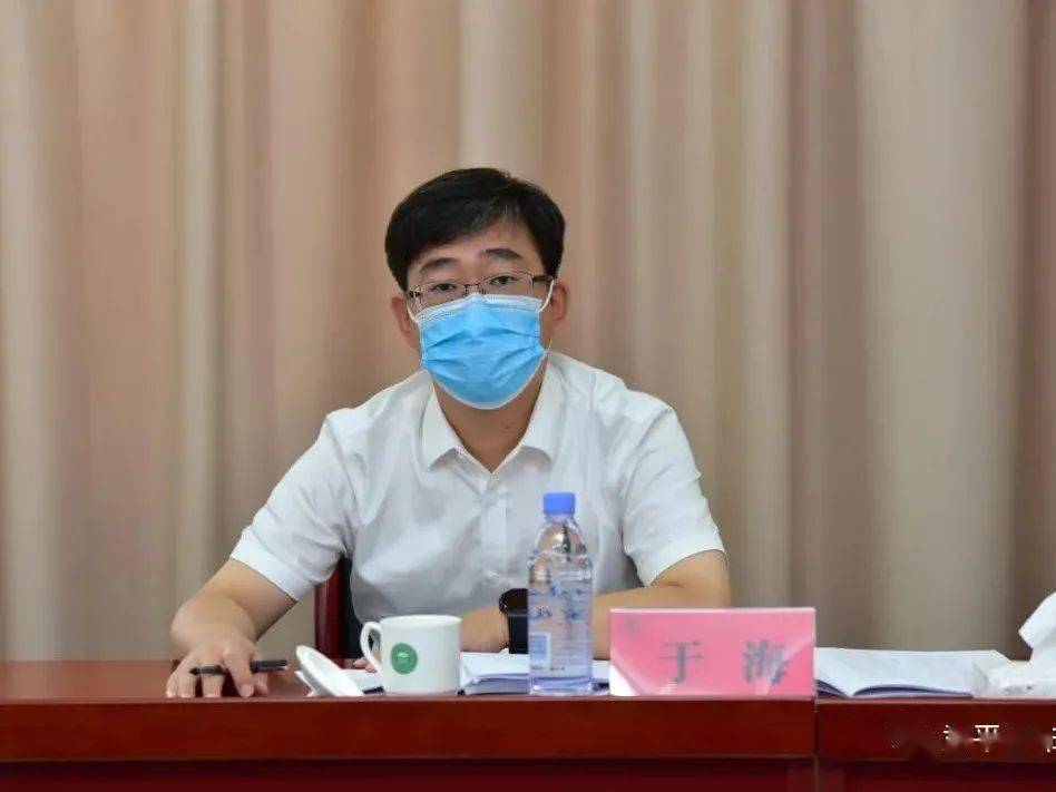 武平县领导参加县第十四次党代会代表团分组讨论