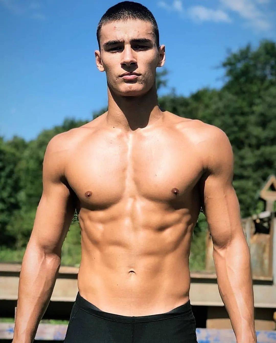 颜色|大胆美味 / 真爱降临