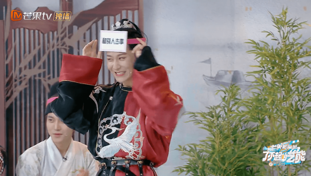 刘昱|汉服又出圈了,国风传统给我火!