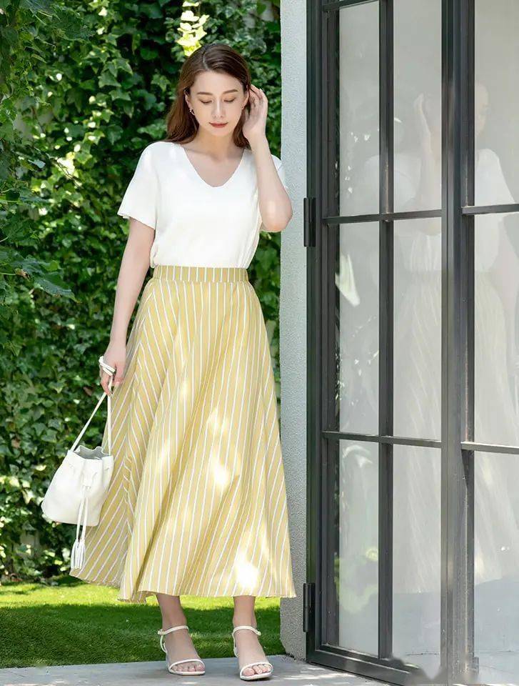 甜辣风日本混血模特丹羽仁希的夏季穿搭