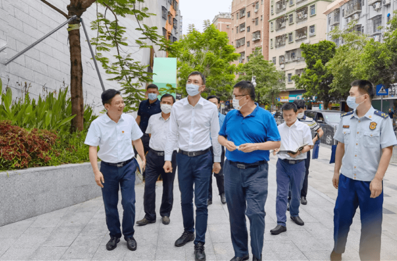 区领导带队开展校园安全专项检查,筑牢暑期校园安全防线
